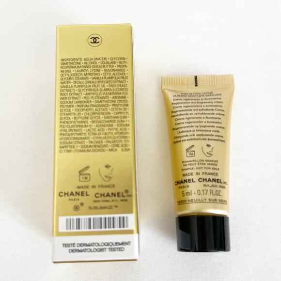 CHANEL Black Beauty Pouch Makeup Clutch and CHANEL Le Lift Serum - Picture 10 of 12